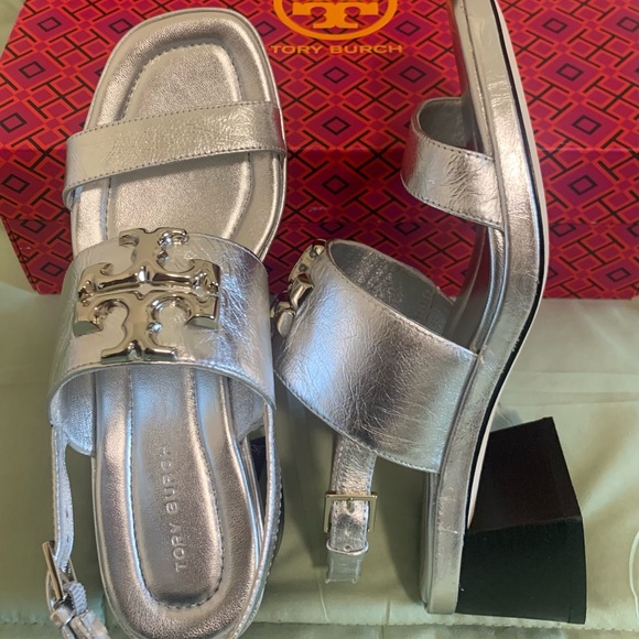 Tory Burch Eleanor Heel Sandal 55mm Metallic Leather-Silver s.5 - Picture 1 of 7
